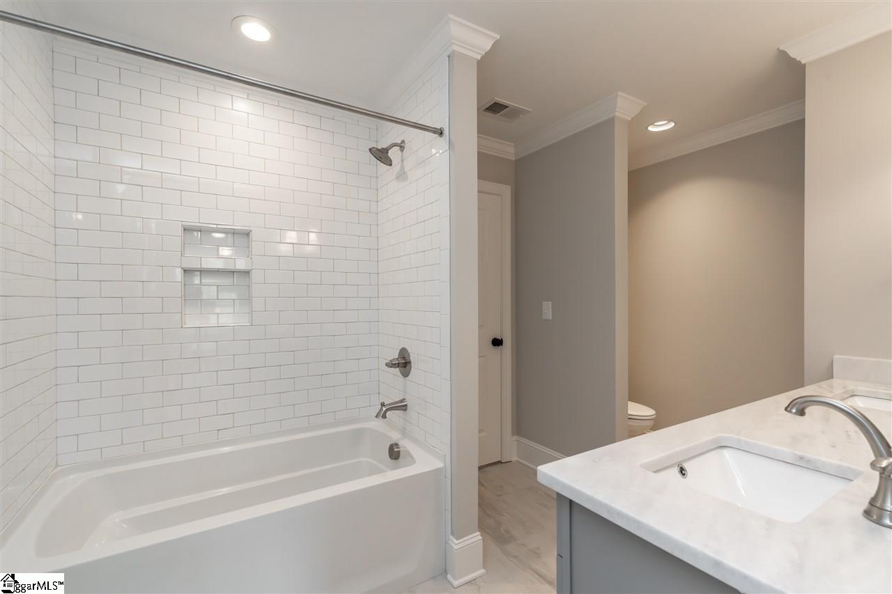 115 Henderson Road Greenville, SC 29607 - Photo 24 of 35 Gallery Image 24