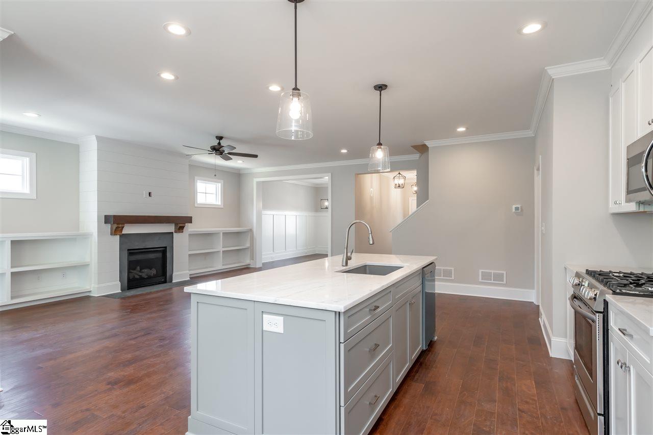 115 Henderson Road Greenville, SC 29607 - Photo 9 of 35 Gallery Image 9