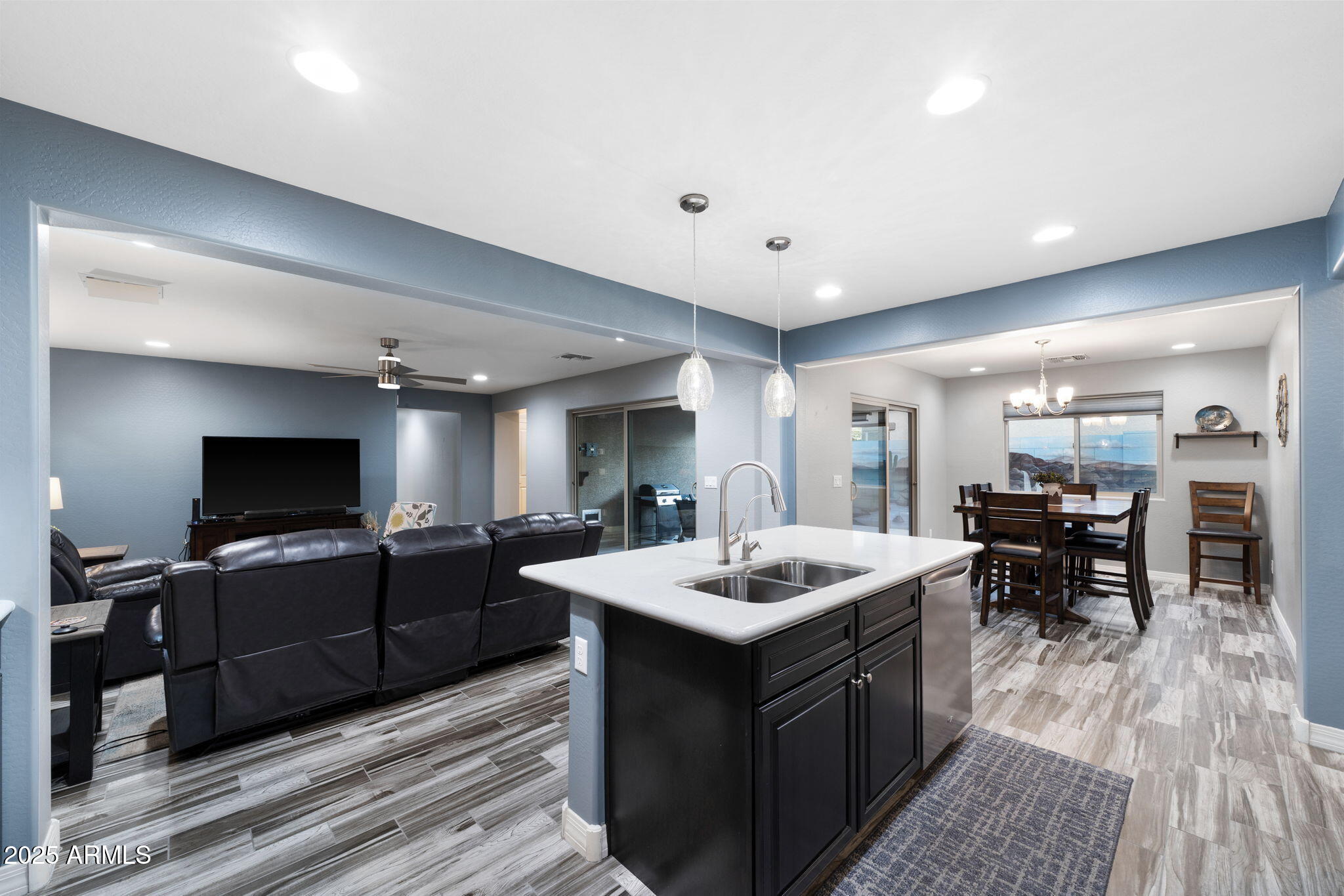 1755 East Mesquite Avenue Apache Junction, AZ 85119 - Photo 5 of 17