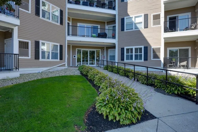 $282,000 | 989 East Street, Unit 107, Dedham, MA 02026