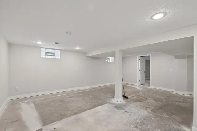 $340,000 | 4916 North Newton Avenue, Minneapolis, MN 55430