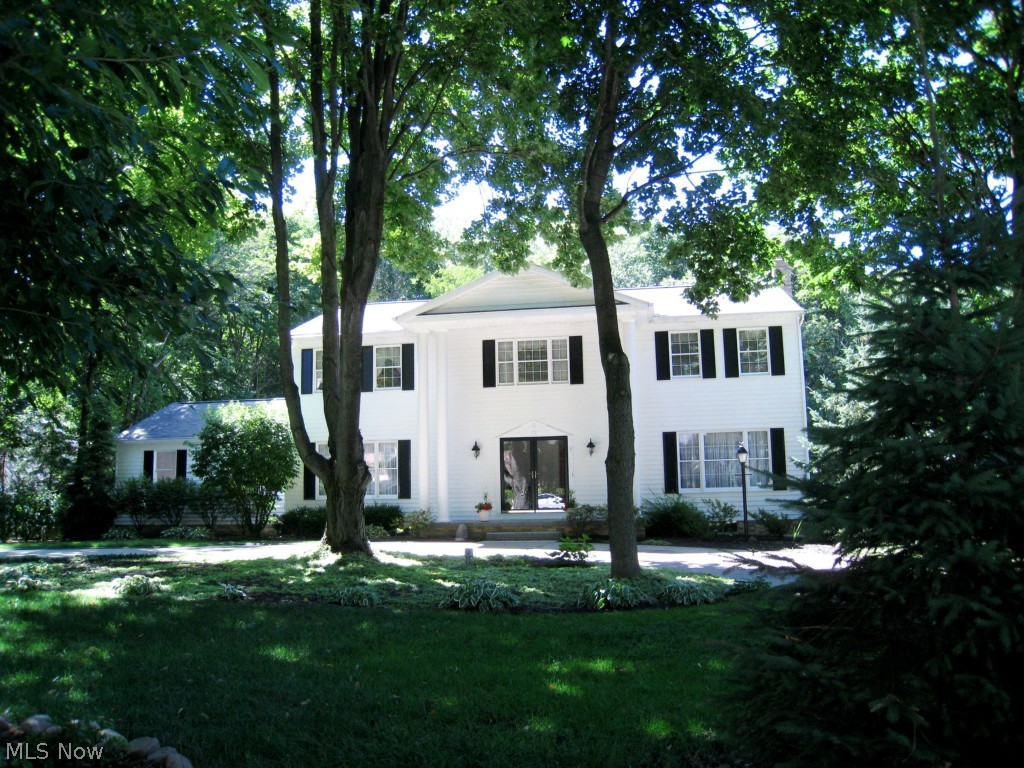 2318 Lancaster Road Akron, OH 44313 - Photo 1 of 20