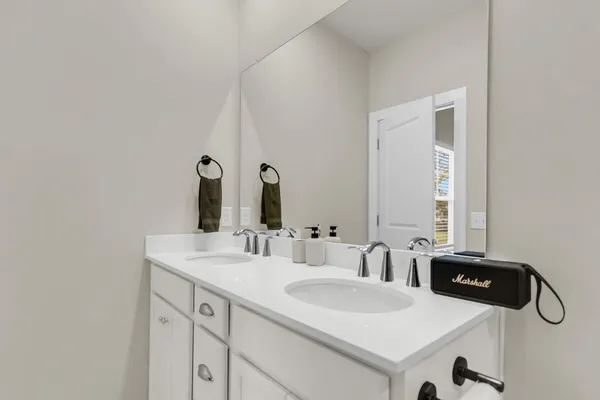 $2,800 | 1041 Old Cypress Run, Hanahan, SC 29410