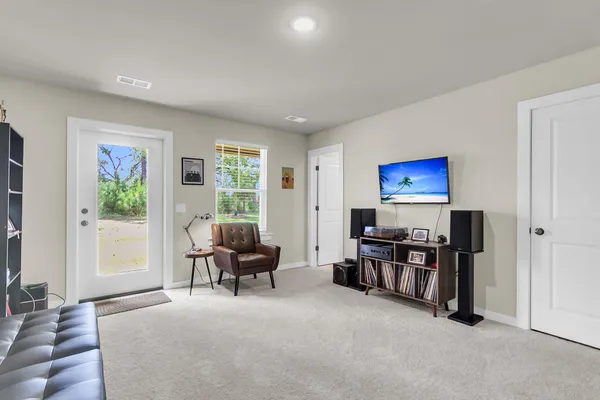 $2,800 | 1041 Old Cypress Run, Hanahan, SC 29410