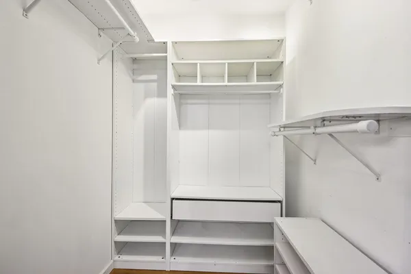 $279,999 | 527 West Eastman Street, Unit 2C, Arlington Heights, IL 60005