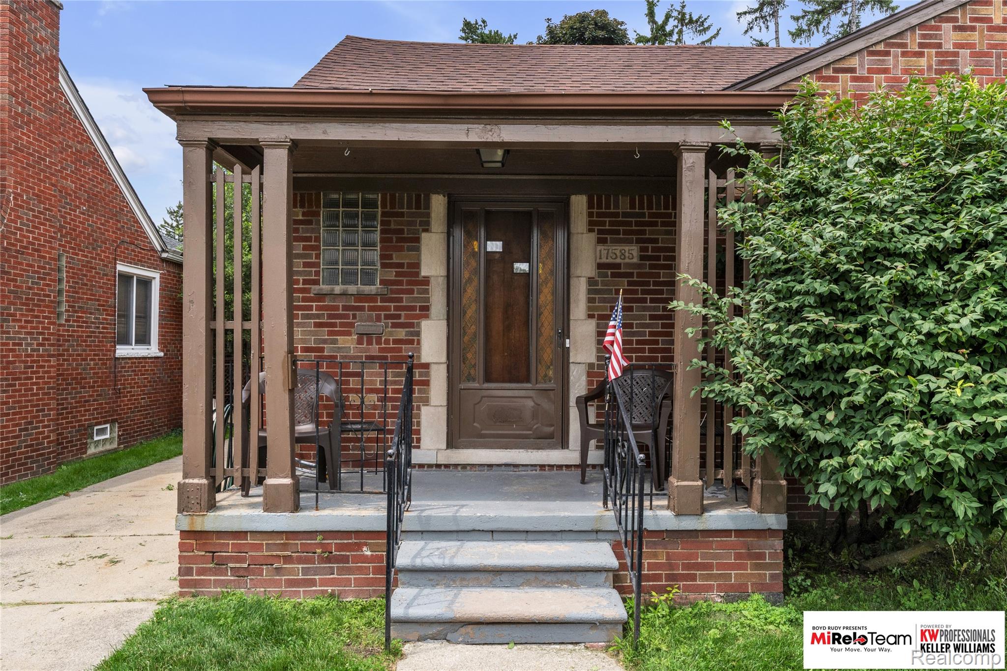 17585 Whitcomb Detroit, MI 48235 - Photo 4 of 27 whitcomb-05.jpg