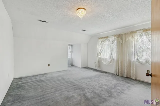 $395,000 | 19533 Plank Road, Zachary, LA 70791