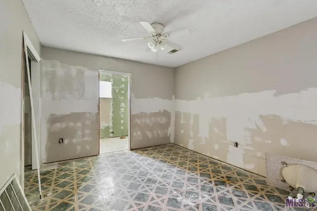 $395,000 | 19533 Plank Road, Zachary, LA 70791