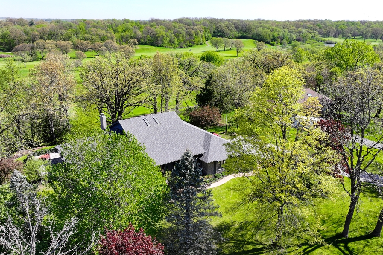 3900 Valley Oaks Drive Clinton, IA 52732 - Photo 32 of 53