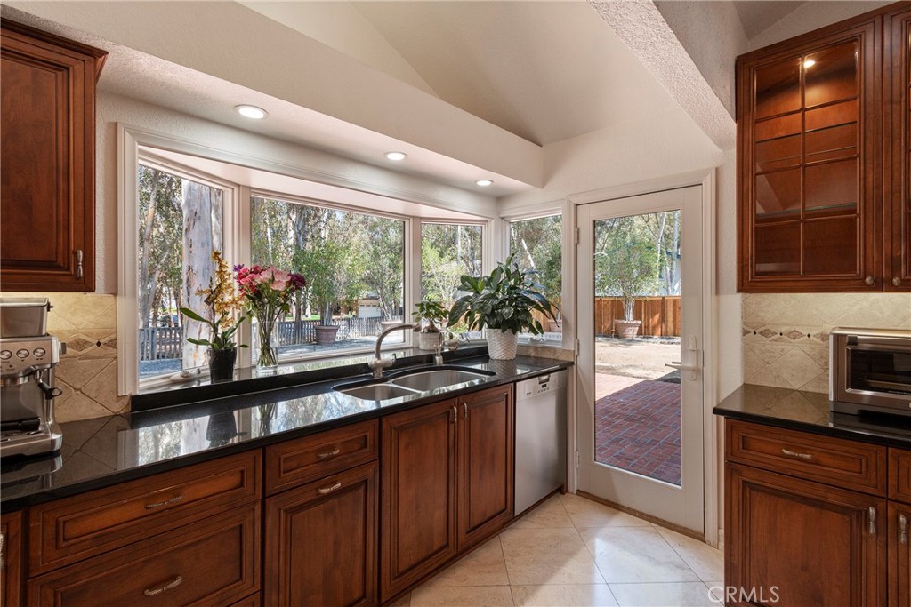 24741 Eldamar Avenue Lake Forest, CA 92630 - Photo 15 of 67