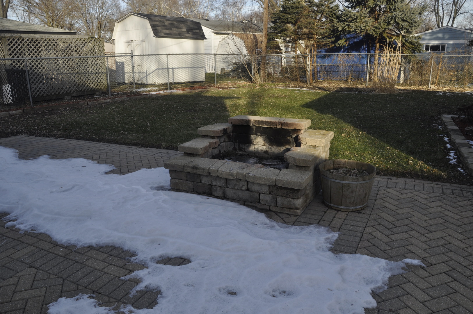49 Pueblo Road Montgomery, IL 60538 - Photo 12 of 35 a view of backyard with outdoor seating and green space