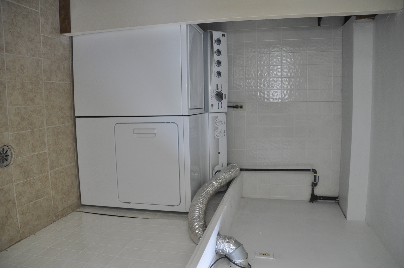 49 Pueblo Road Montgomery, IL 60538 - Photo 26 of 35 a view of room with an empty space