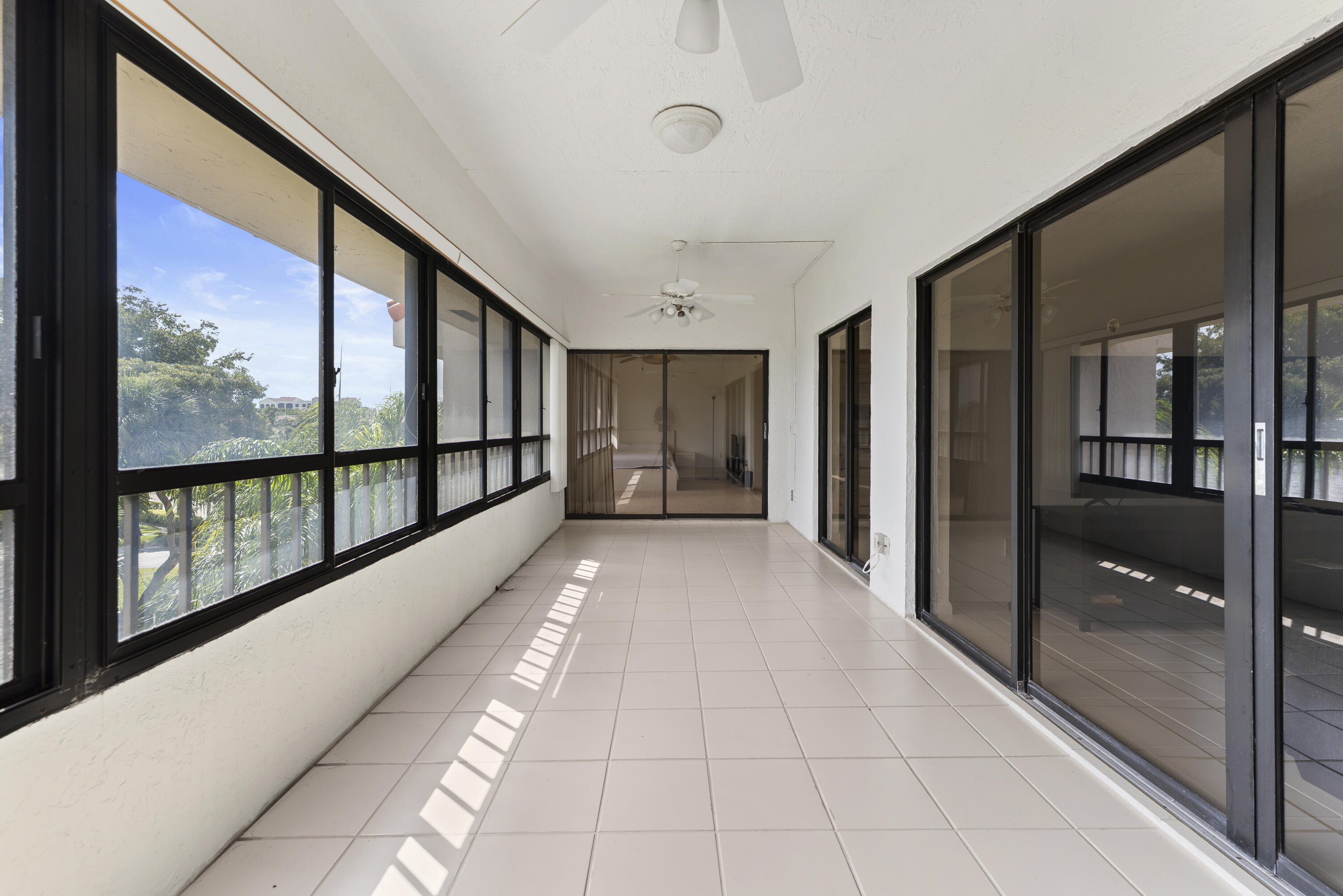 7507 La Paz Boulevard, Unit 407 Boca Raton, FL 33433 - Photo 12 of 31
