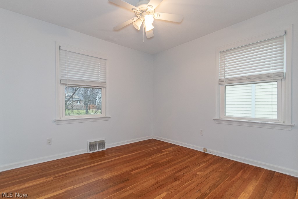 1775 Edgefield Road Lyndhurst, OH 44124 - Photo 17 of 35