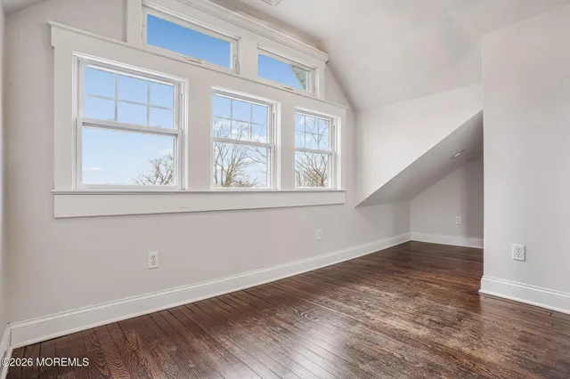 $3,600 | 108 Burlington Avenue, Leonardo, NJ 07737