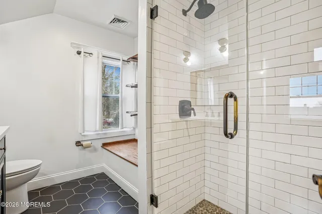 $3,600 | 108 Burlington Avenue, Leonardo, NJ 07737