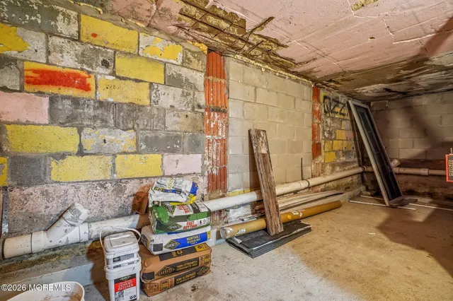 $3,600 | 108 Burlington Avenue, Leonardo, NJ 07737