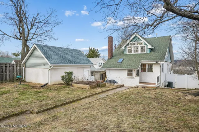 $3,600 | 108 Burlington Avenue, Leonardo, NJ 07737