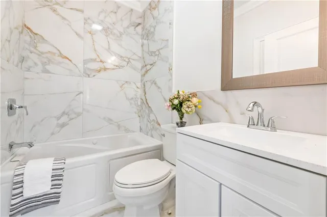 $5,000 | 2340 Broadway Street, New Orleans, LA 70125