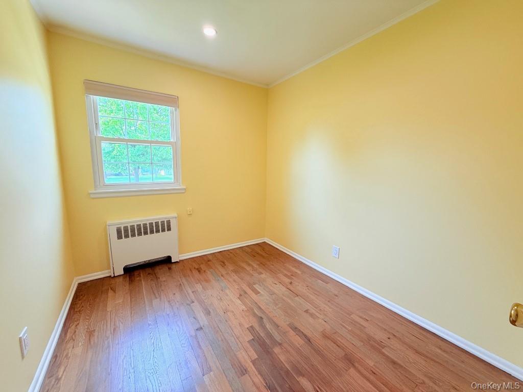 8 East Gate Plainview, NY 11803 - Photo 9 of 13