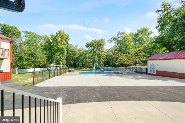 a view of outdoor space yard and garage