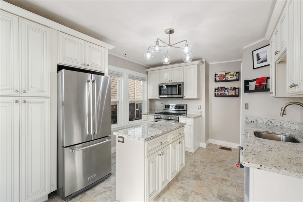 8 Asticou Road, Unit 1 Boston, MA 02130 - Photo 6 of 20 Gallery Image 6
