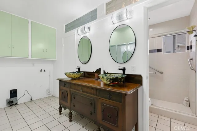 $819,000 | 20539 Enadia Way, Winnetka, CA 91306