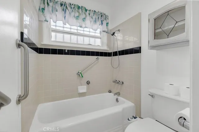 $819,000 | 20539 Enadia Way, Winnetka, CA 91306