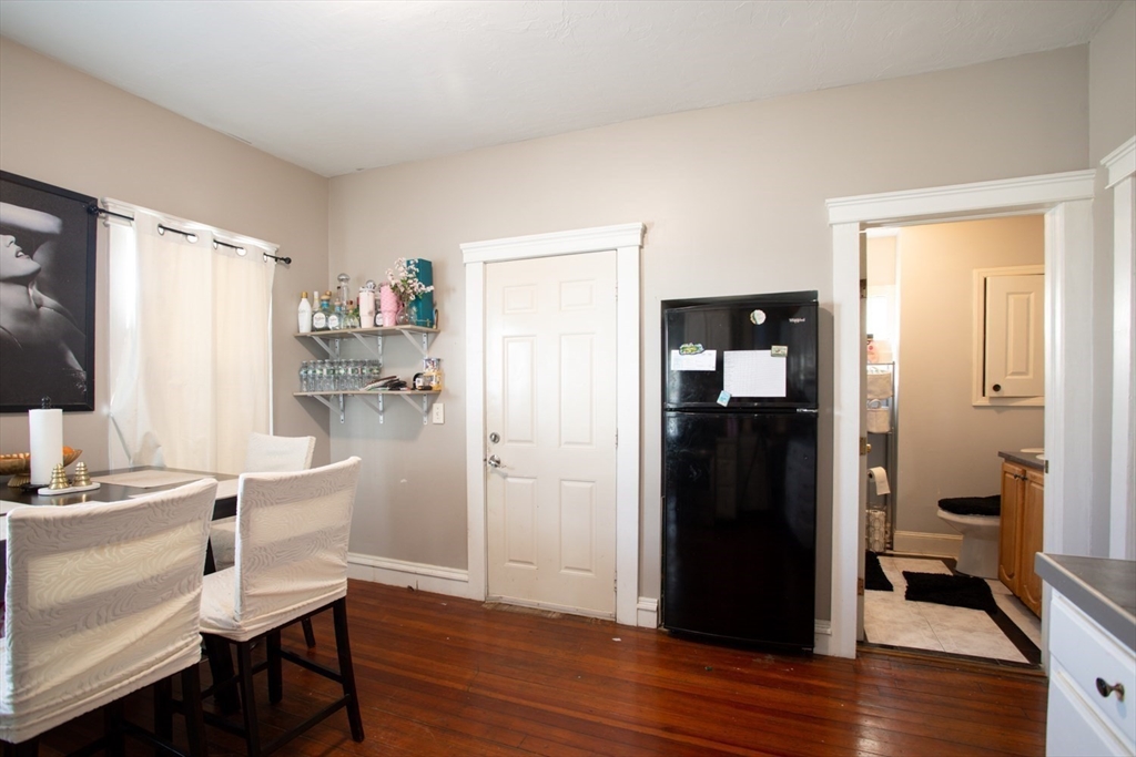 176 East Main Street Fall River, MA 02724 - Photo 5 of 29