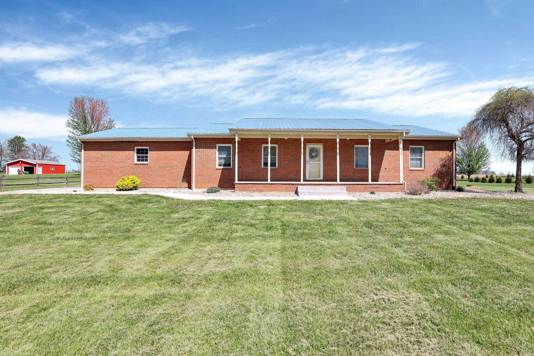 29938 Wolfe Road Circleville, OH 43113 - Photo 6 of 71 3-web-or-mls-29938-wolfe-rd