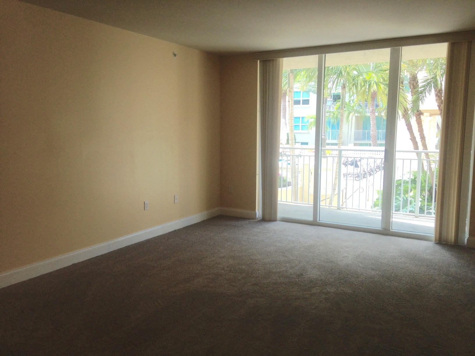 99 Southeast Mizner Boulevard, Unit 704 Boca Raton, FL 33432 - Photo 7 of 16 Living Room with pool view