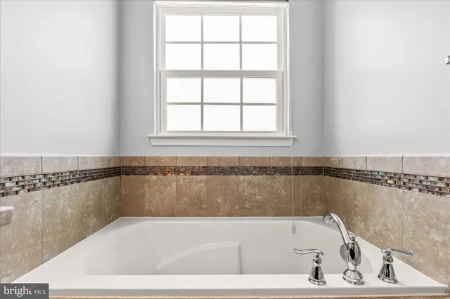 $299,900 | 1265 Elderslie Lane, York, PA 17403