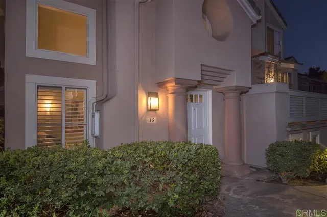 $4,700 | 12914 Carmel Creek Road, Unit 15, San Diego, CA 92130