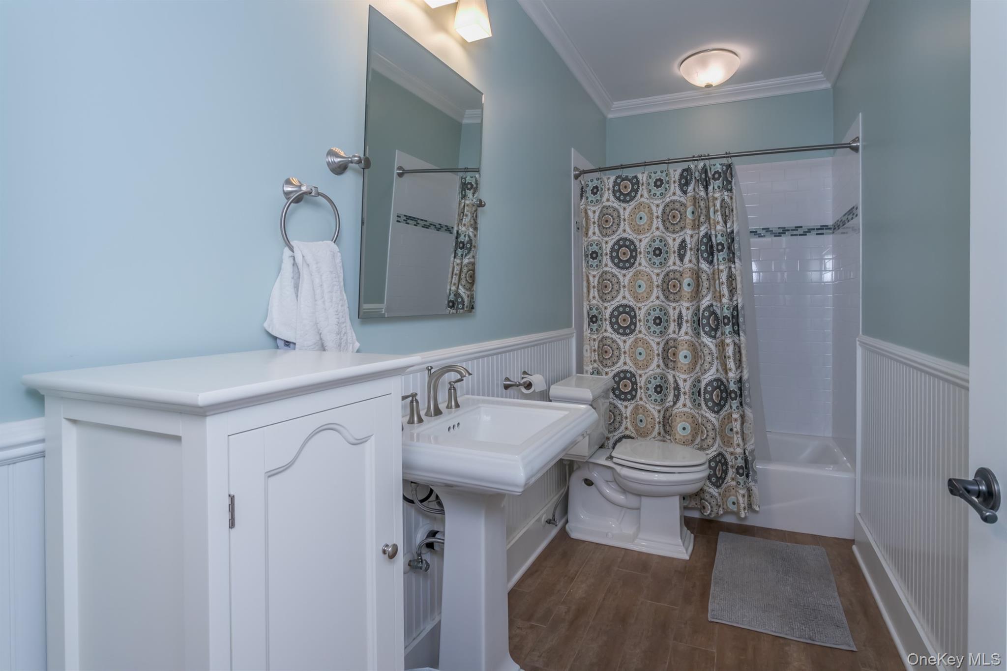 1 Peck Ridge Road Warwick, NY 10990 - Photo 38 of 50 a bathroom with a sink and a mirror