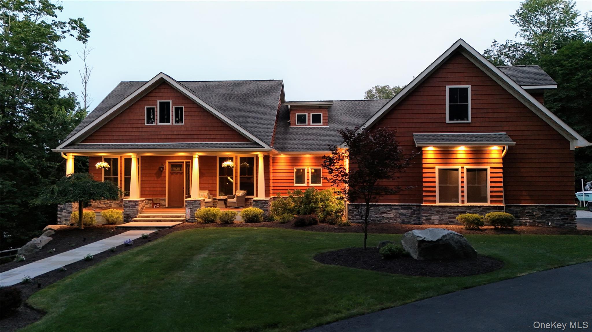 1 Peck Ridge Road Warwick, NY 10990 - Photo 4 of 50 a front view of a house with garden