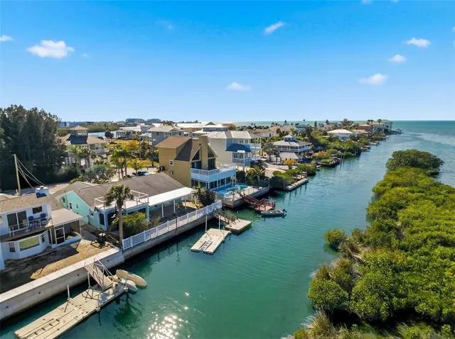 $449,999 | 6637 Driftwood Drive, Hudson, FL 34667