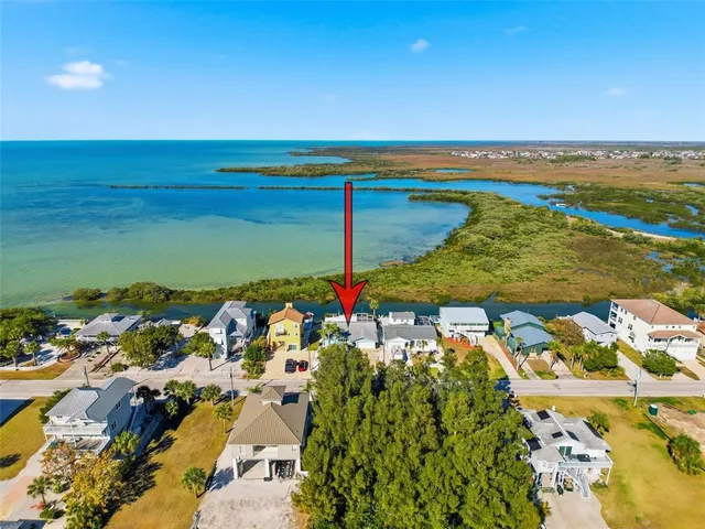 $449,999 | 6637 Driftwood Drive, Hudson, FL 34667