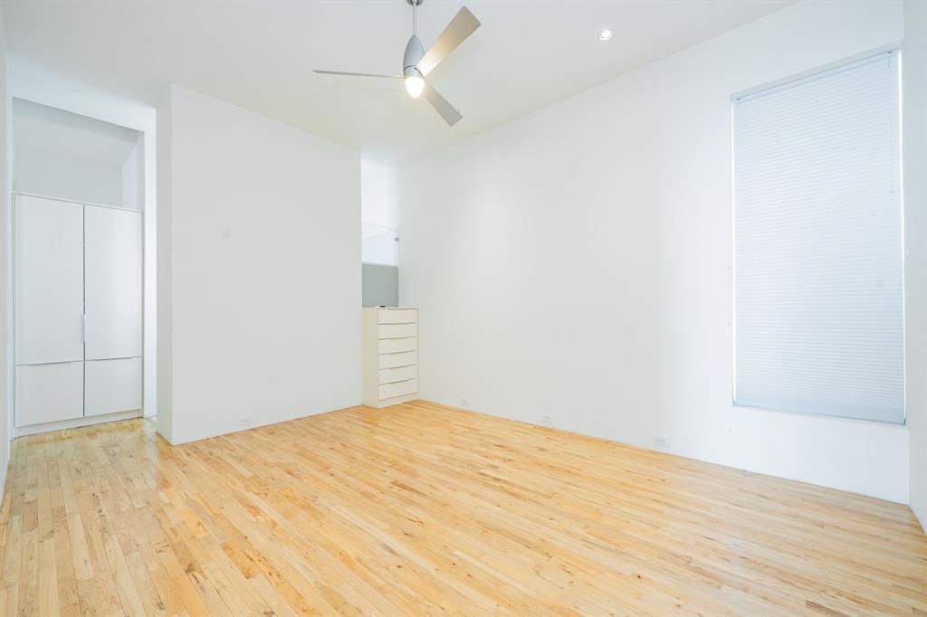 2325 Rusk Place Dallas, TX 75204 - Photo 16 of 27 a view of empty room