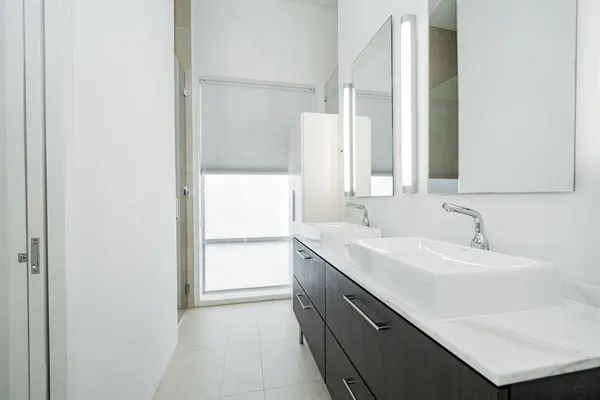 $2,995 | 2325 Rusk Place, Dallas, TX 75204