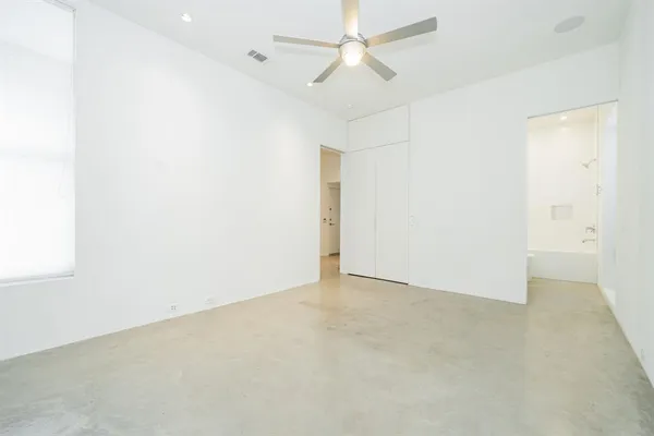 $2,995 | 2325 Rusk Place, Dallas, TX 75204