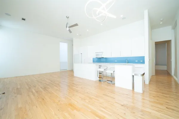 $2,995 | 2325 Rusk Place, Dallas, TX 75204