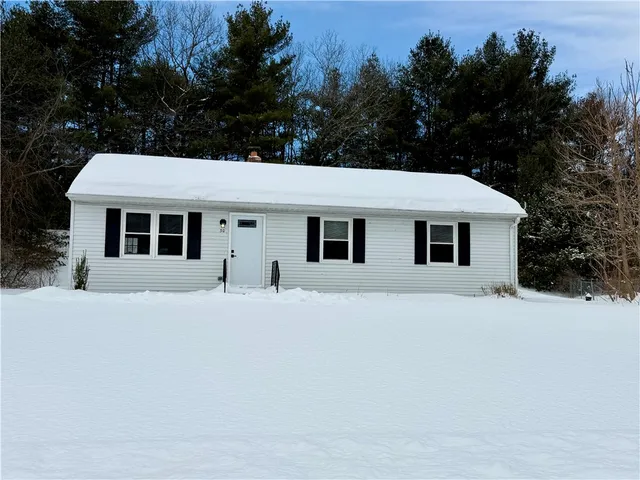 $329,000 | 30 Huntley Road, Killingly, CT 06241