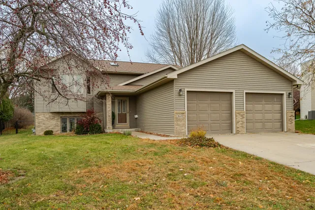 $374,900 | 3620 Halling Place Southwest, Rochester, MN 55902