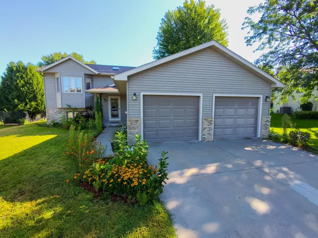 $369,900 | 3620 Halling Place Southwest, Rochester, MN 55902