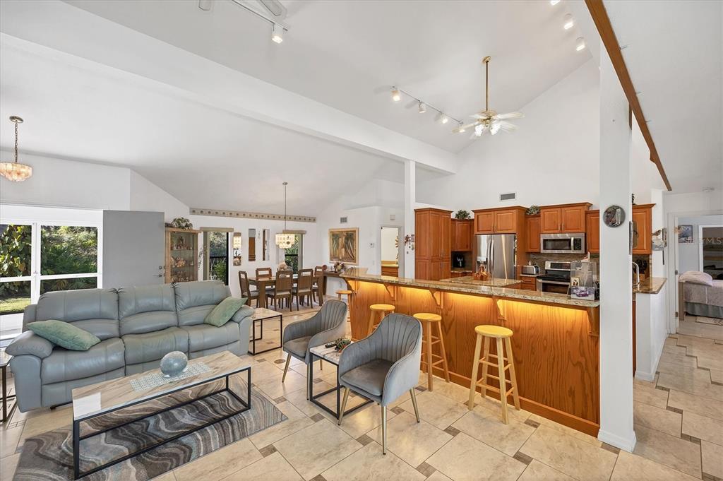 5885 Denison Drive Venice, FL 34293 - Photo 16 of 64