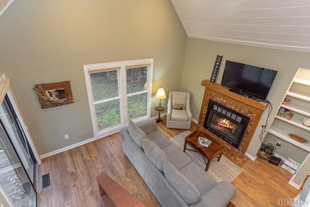 33 Chestnut Ridge, Unit 1 Sapphire, NC 28774 - Photo 20 of 38 Gallery Image 20