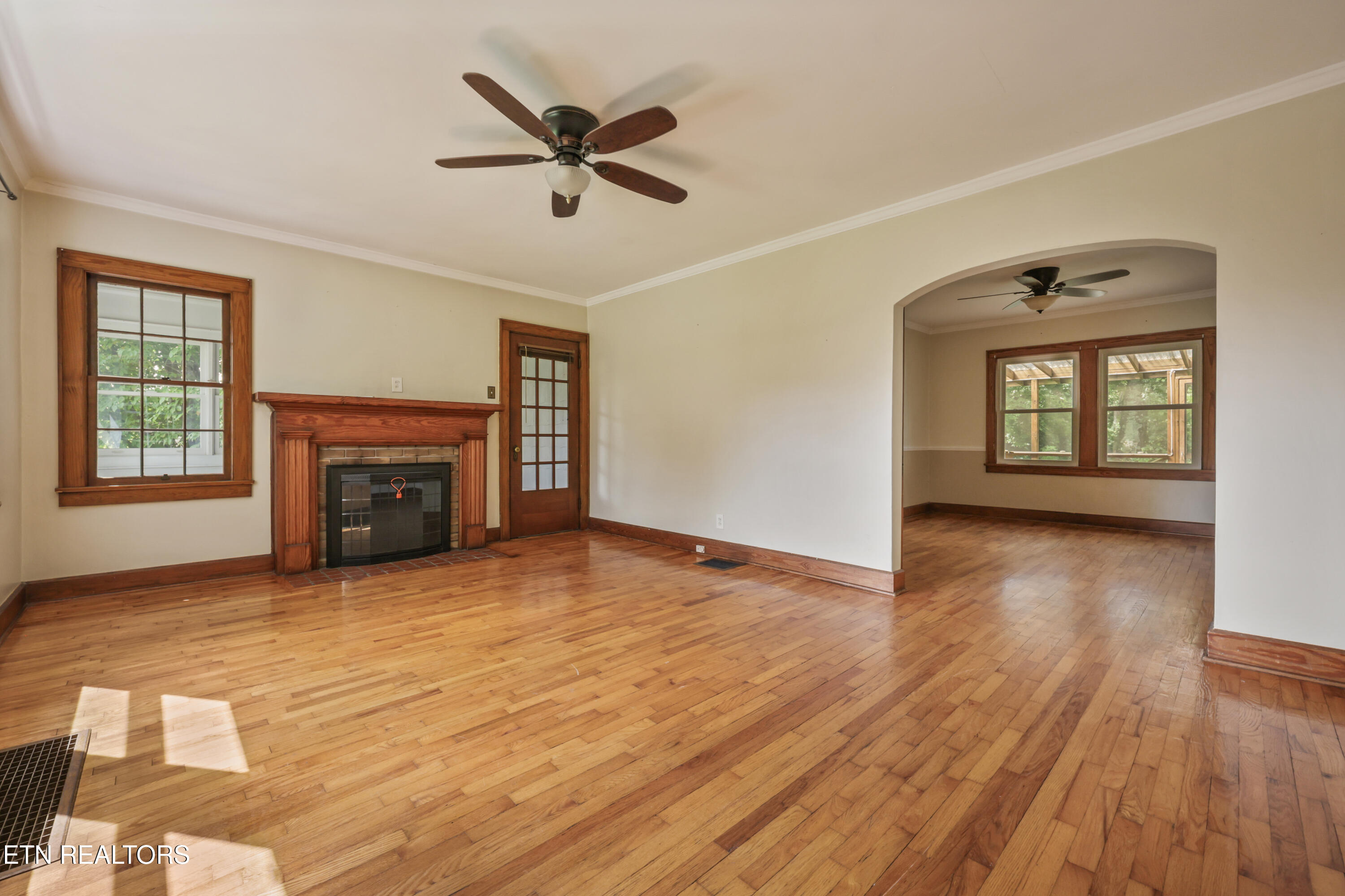 405 South Ruth Street Maryville, TN 37803 - Photo 7 of 38 08-405 S Ruth St08