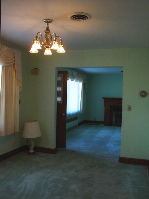 2361 Carlton Road Southwest Roanoke, VA 24015 - Photo 3 of 19 Photo 3