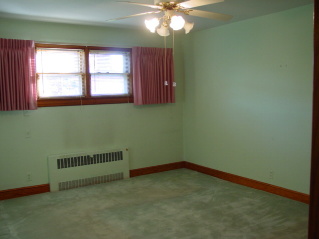 2361 Carlton Road Southwest Roanoke, VA 24015 - Photo 7 of 19 Photo 7