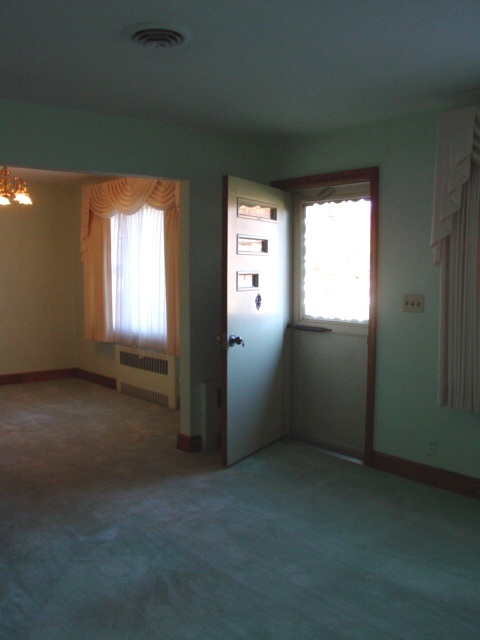 2361 Carlton Road Southwest Roanoke, VA 24015 - Photo 9 of 19 Photo 9